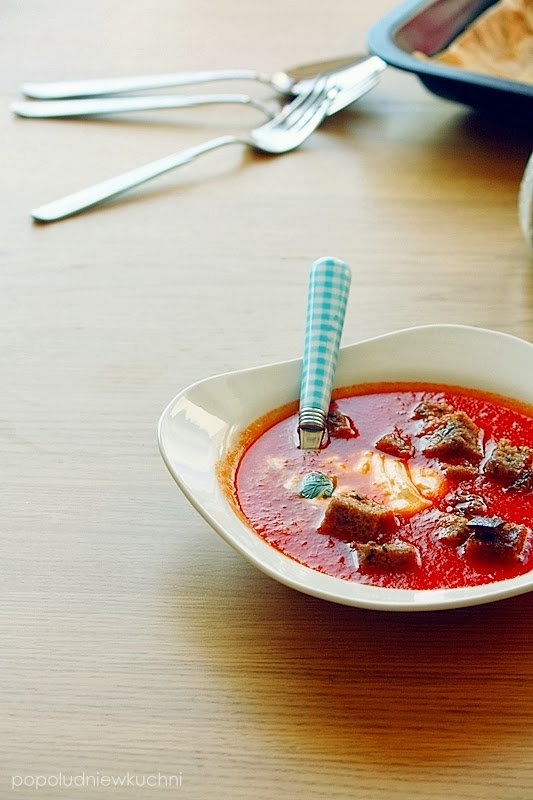 Zupa ze świeżych pomidorów – najprostsza i najlepsza