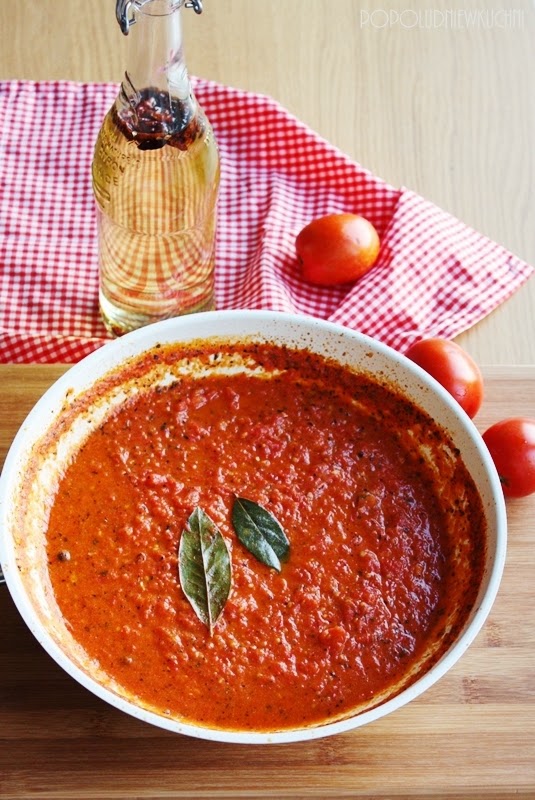 Prosty sos ze świeżych pomidorów